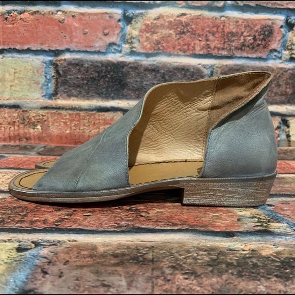 Free People Mont Blanc Flats - Picture 1 of 9